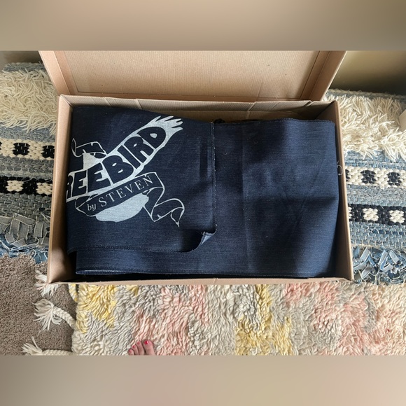 Freebird by Steven Dark Brown Lace-Up Boots - Grany - Size 10 - Picture 9 of 10